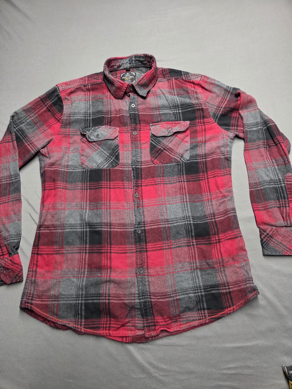 Point Zero Gold Black Label Red Plaid Flannel Shirt Men's Size M Semi Fit